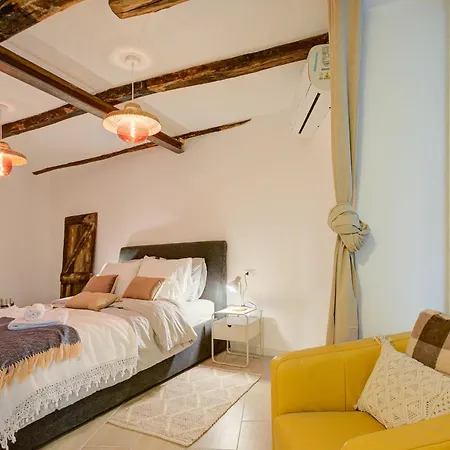 Casa Delle Collinette Di - Happy Apartment *